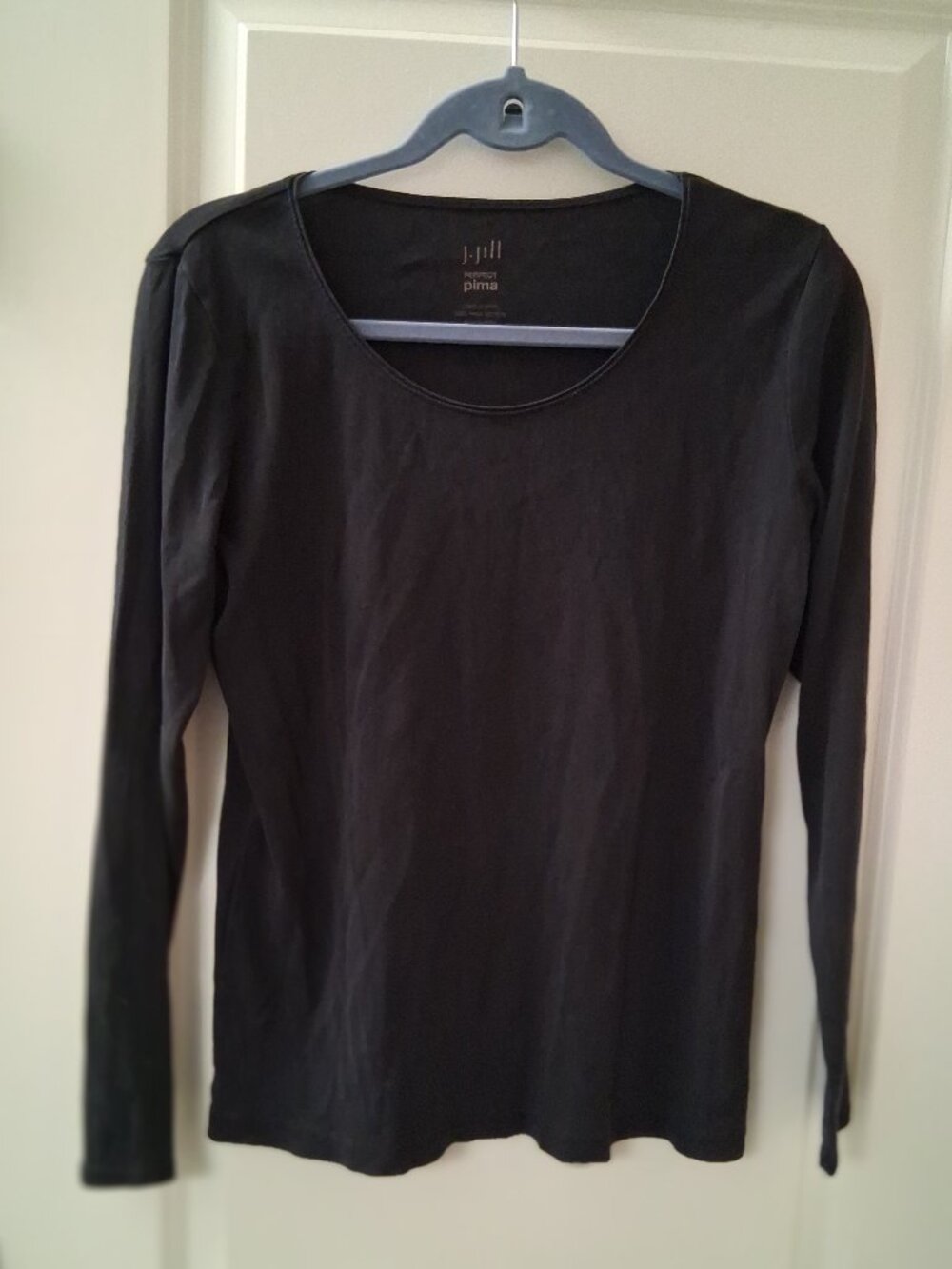 J Jill Perfect Pima Women's SZ M Long Sleeve Scoop Neck Tee Black